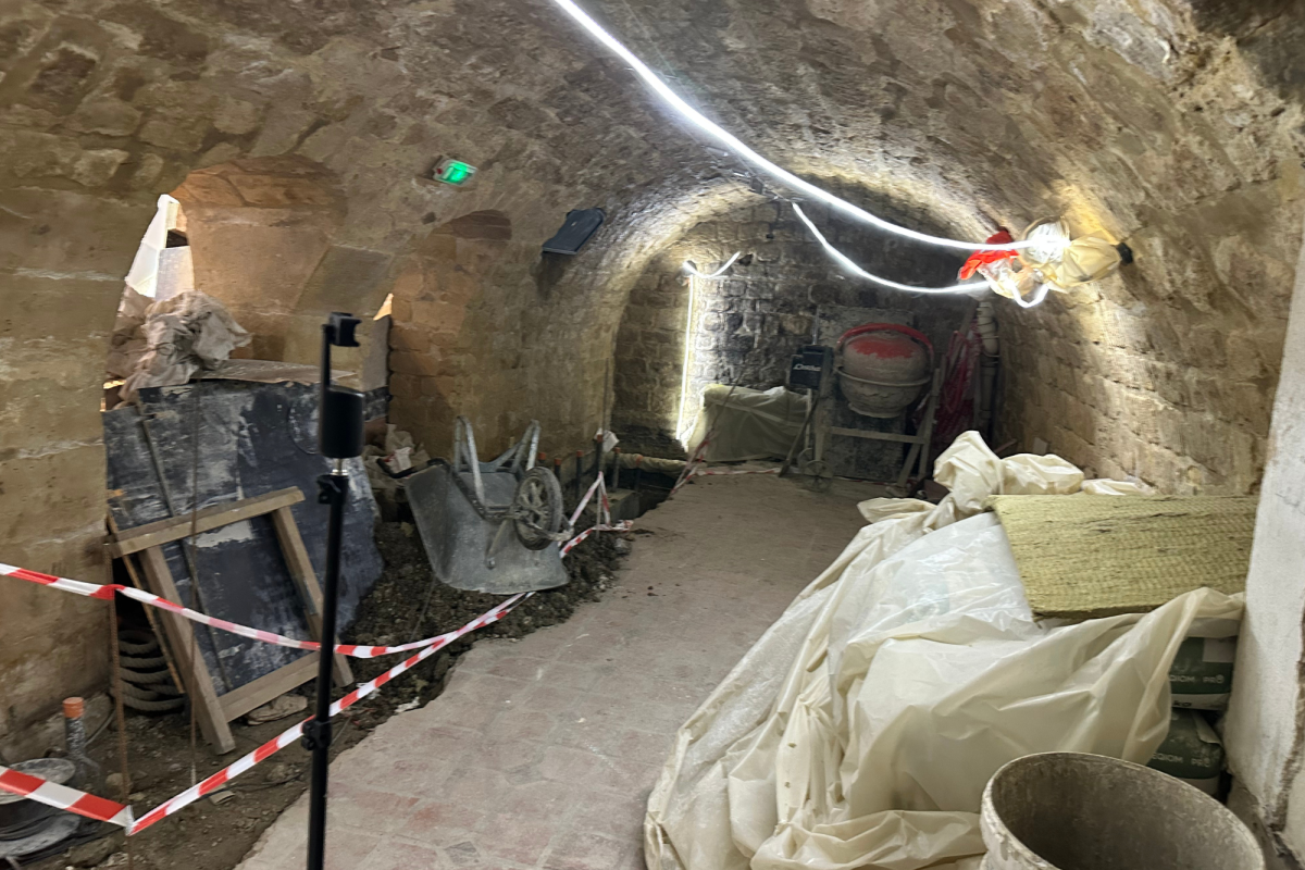 AVANT 2 -hotel moris